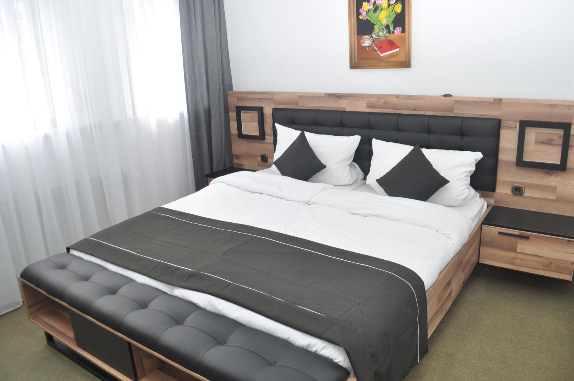 Hotel Kuehns Muehle Oestrich-Winkel Esterno foto