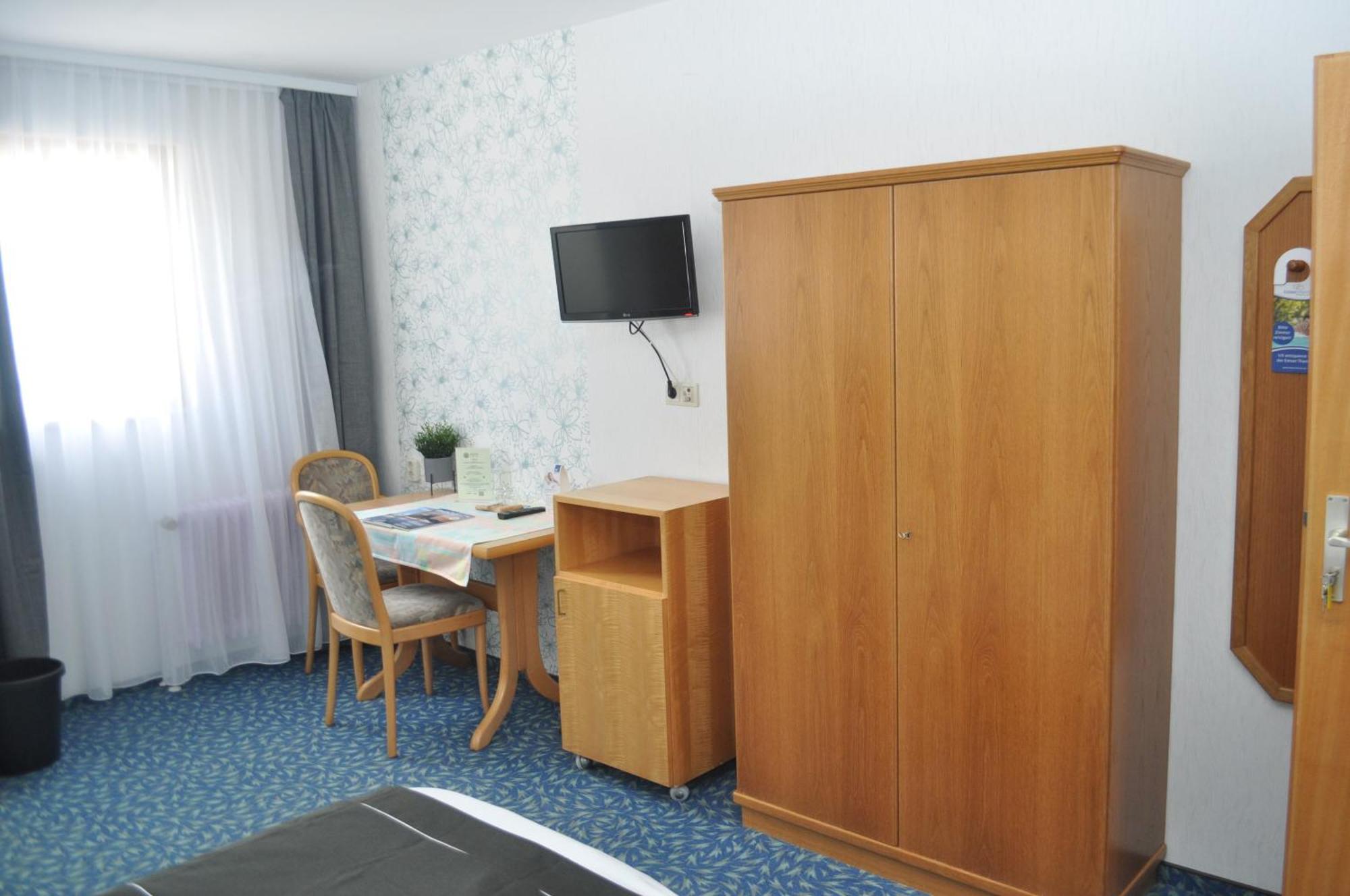 Hotel Kuehns Muehle Oestrich-Winkel Esterno foto